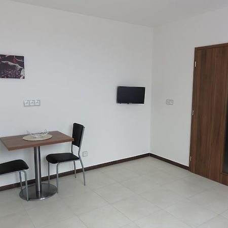 Penzion U Dulíka Veselí nad Moravou Habitación foto